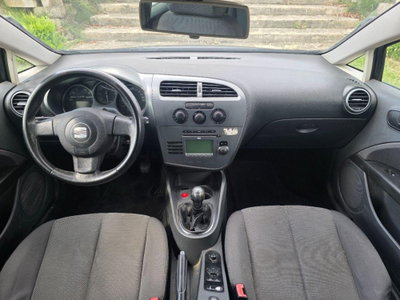 SEAT Leon 1.9 TDI Stylance (9)