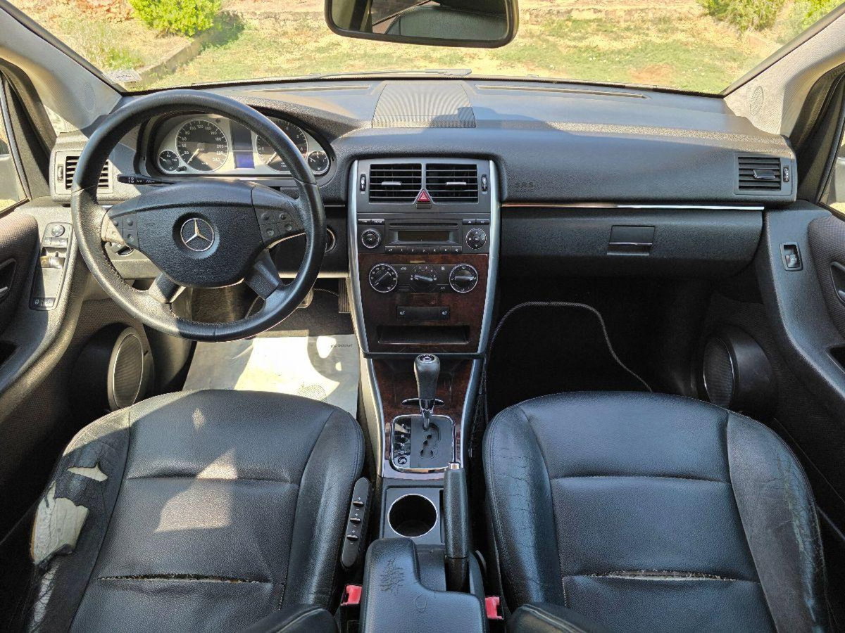 Mercedes-Benz Classe B 170 NGT BlueEFFICIENCY Chrome (11)
