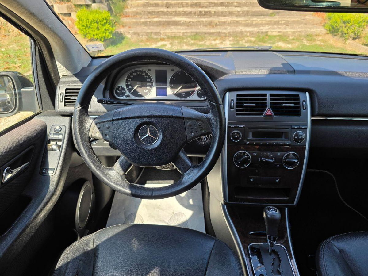 Mercedes-Benz Classe B 170 NGT BlueEFFICIENCY Chrome (12)