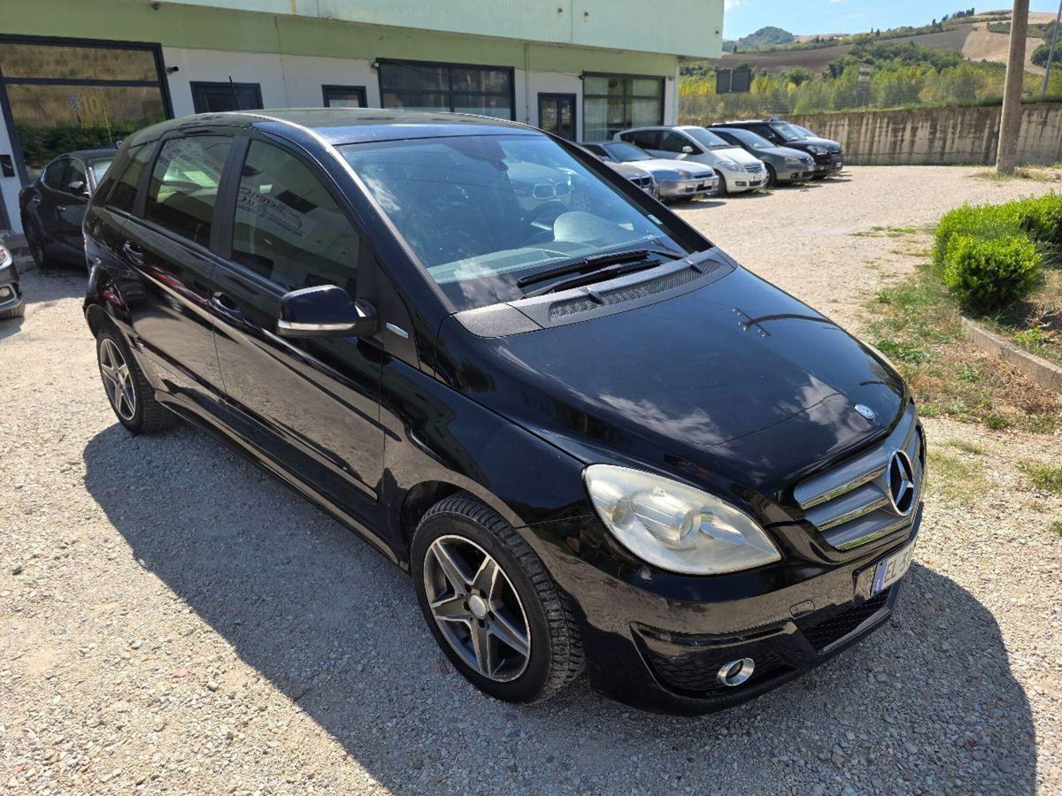 Mercedes-Benz Classe B 170 NGT BlueEFFICIENCY Chrome (8)