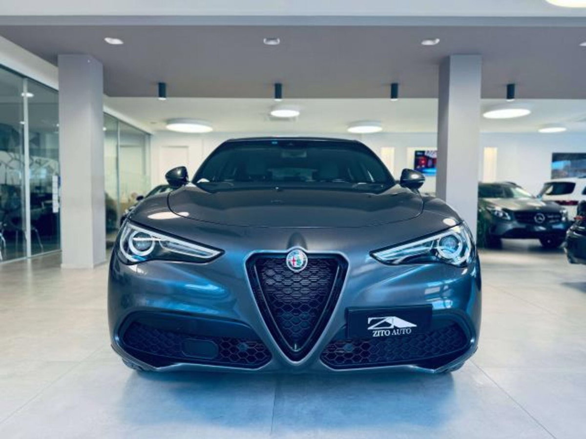 Alfa Romeo Stelvio 2.2 t Veloce Q4 210cv auto (2)