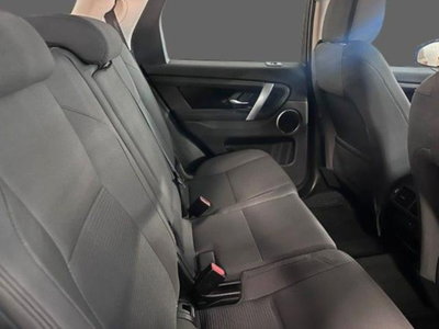 Land Rover Discovery Sport 2.0 TD4 180 CV AWD Auto (4)