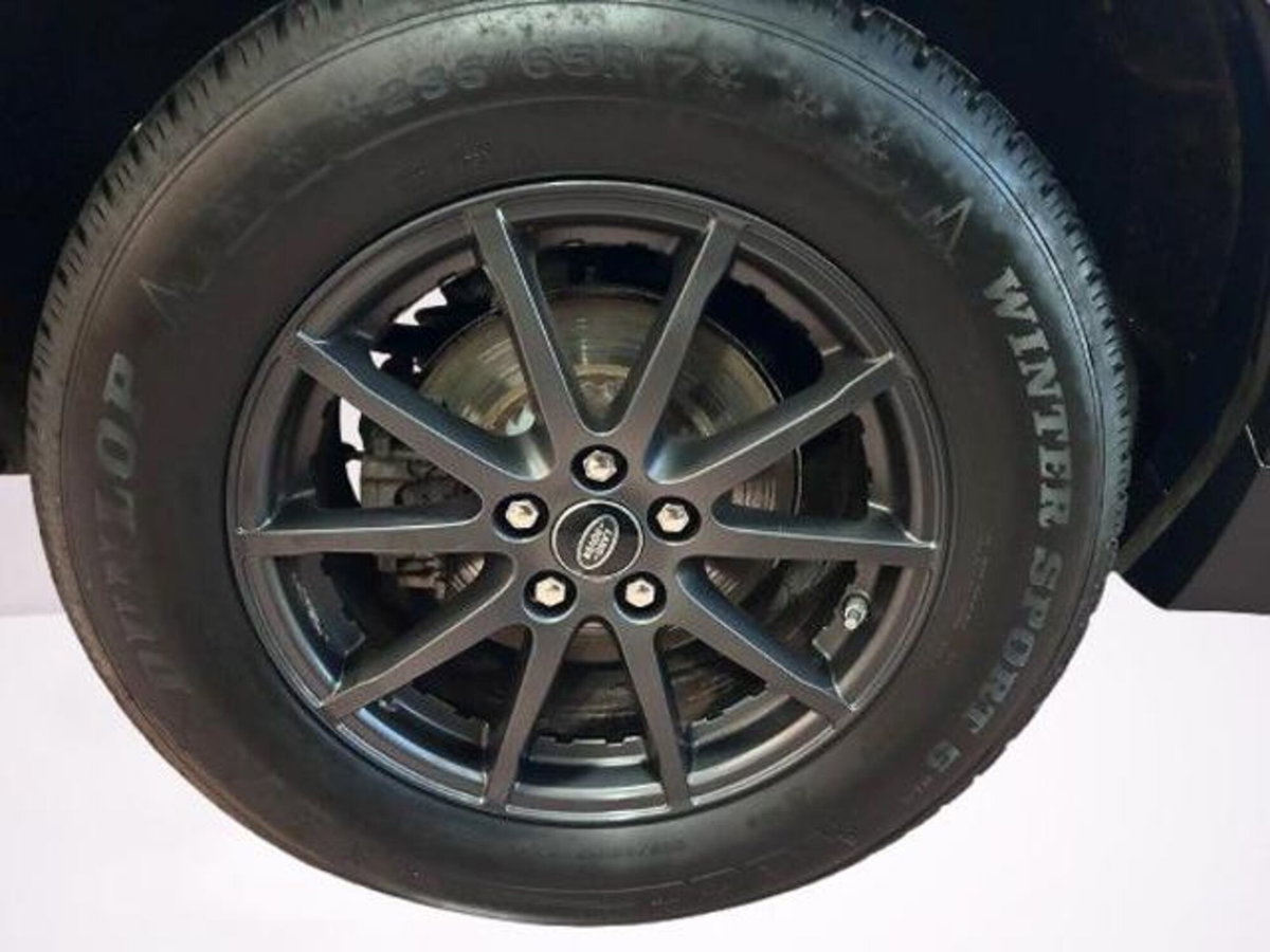 Land Rover Discovery Sport 2.0 TD4 180 CV AWD Auto (7)