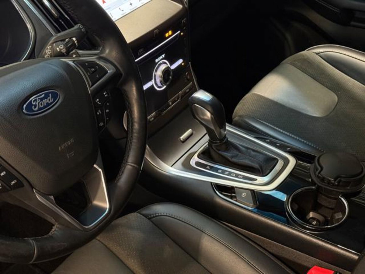 Ford Edge 2.0 TDCI 210 CV AWD S&S Powershift ST Line (10)
