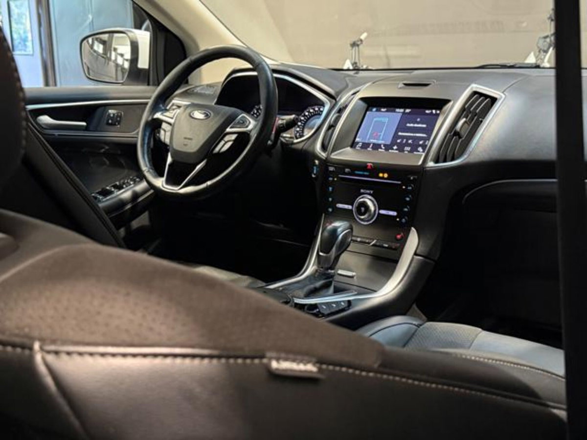 Ford Edge 2.0 TDCI 210 CV AWD S&S Powershift ST Line (14)
