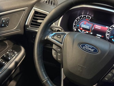 Ford Edge 2.0 TDCI 210 CV AWD S&S Powershift ST Line (15)