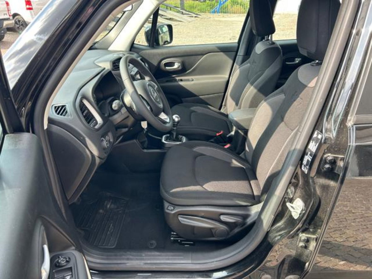 Jeep Renegade 1.6 Mjt 130 CV Limited (8)