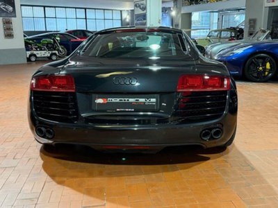 Audi R8 Coupé 4.2 V8 FSI quattro (5)