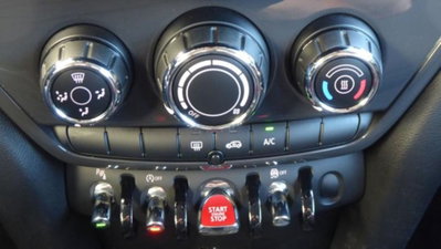 MINI Mini Countryman 2.0 Cooper D Essential Countryman (13)