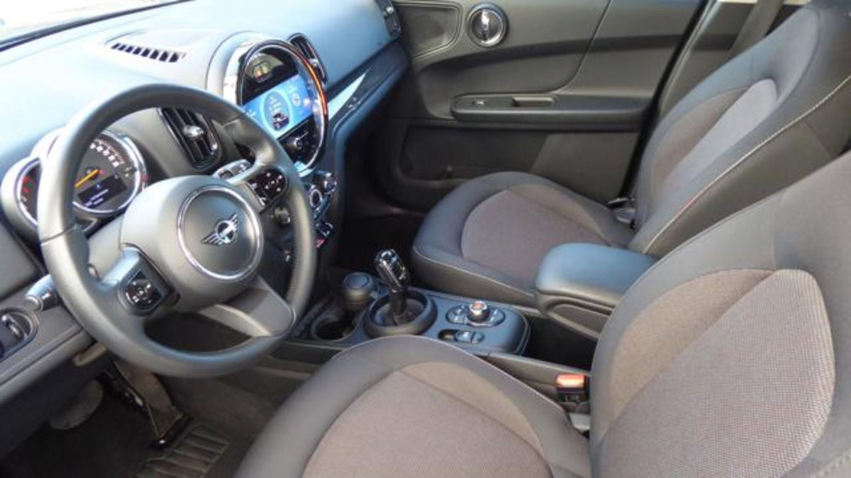 MINI Mini Countryman 2.0 Cooper D Essential Countryman (7)