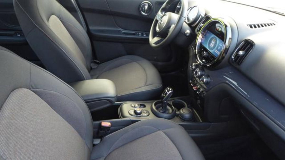 MINI Mini Countryman 2.0 Cooper D Essential Countryman (8)