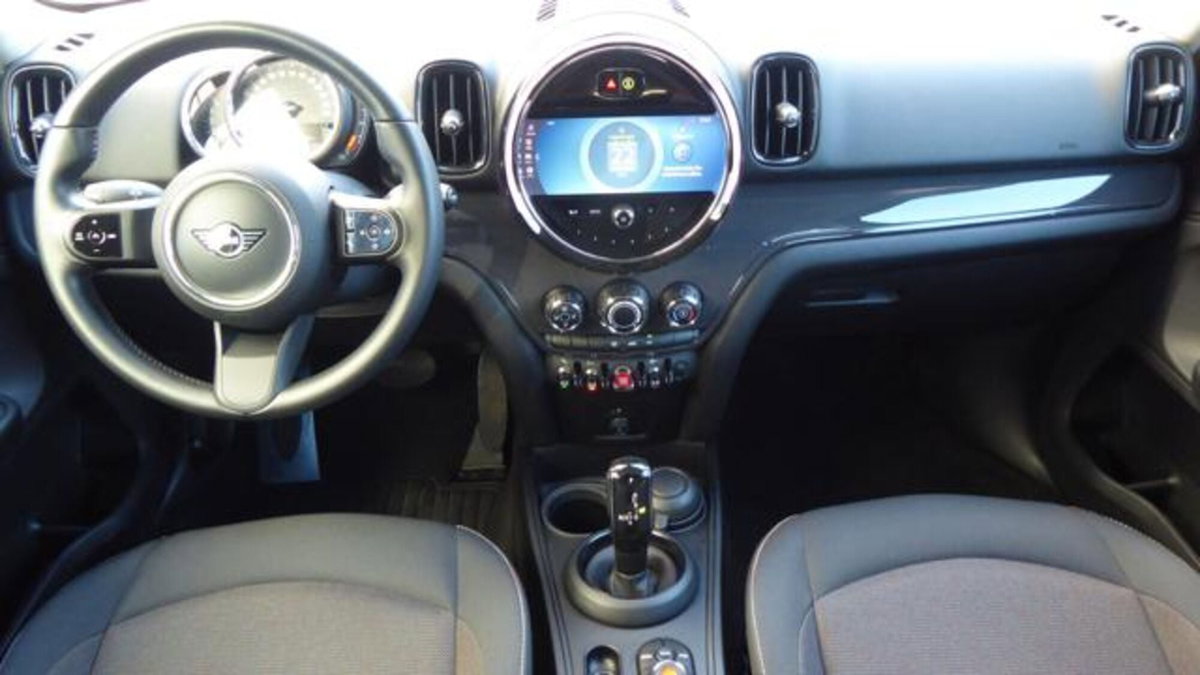 MINI Mini Countryman 2.0 Cooper D Essential Countryman (9)