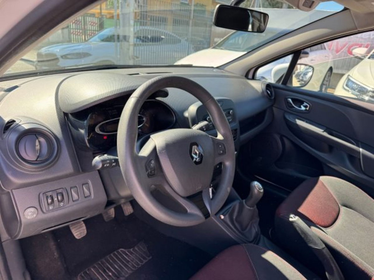 Renault Clio 1.2 75CV GPL 5 porte Live (10)