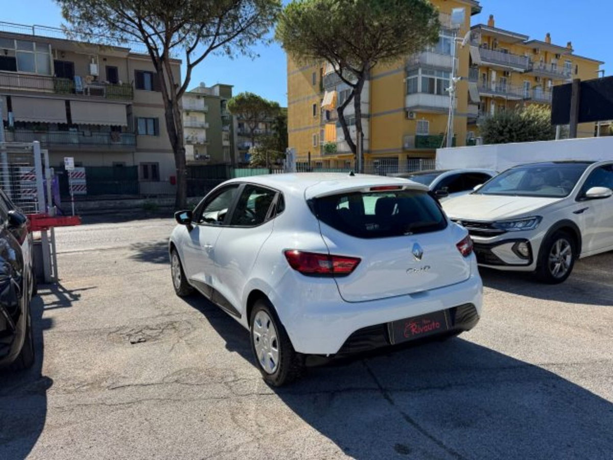Renault Clio 1.2 75CV GPL 5 porte Live (14)