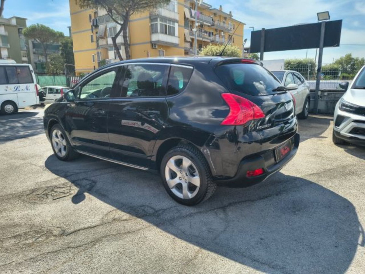 Peugeot 3008 1.6 HDi 115CV Business (13)