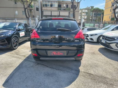 Peugeot 3008 1.6 HDi 115CV Business (4)