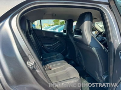 Mercedes-Benz GLA SUV 200 d Automatic Premium (13)