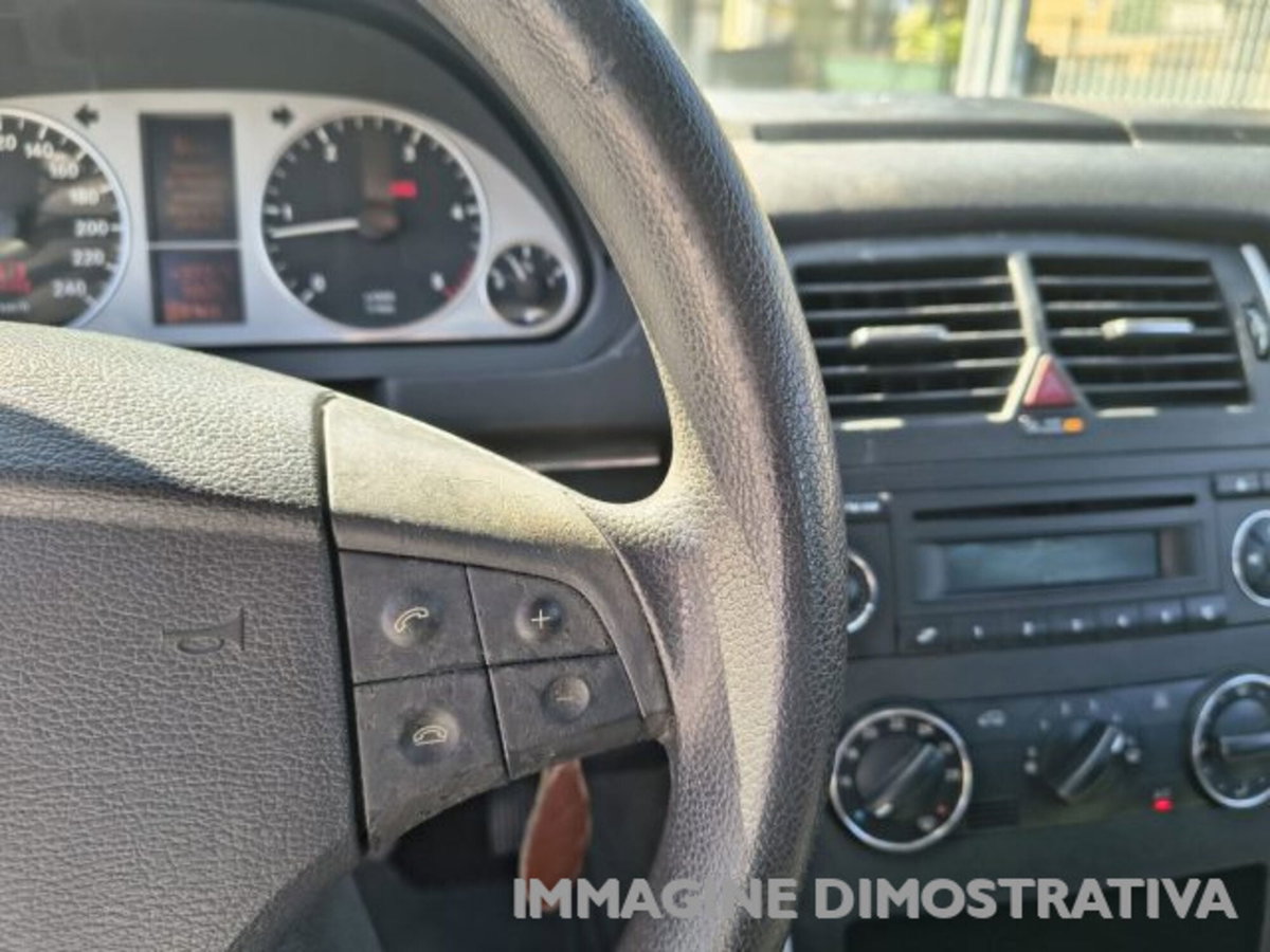 Mercedes-Benz Classe B 180 CDI Executive (16)