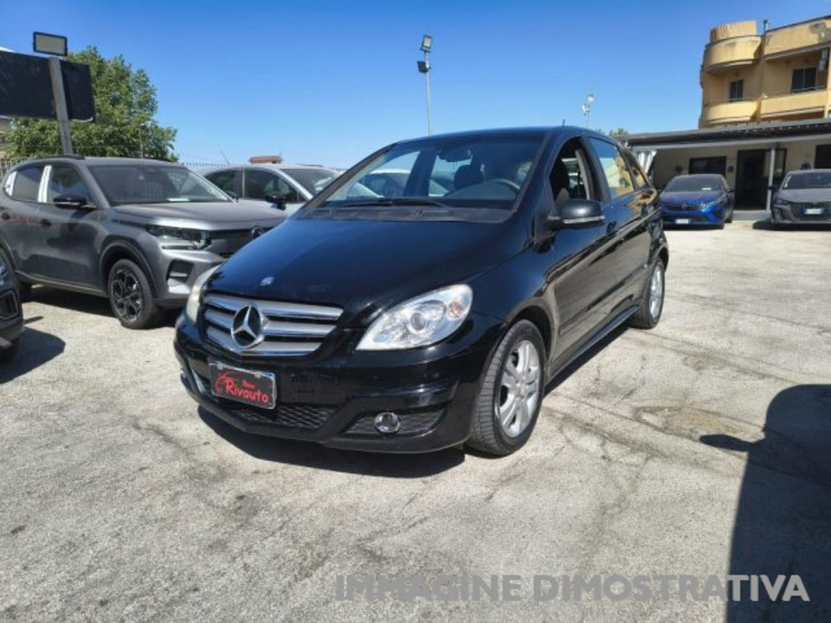 Mercedes-Benz Classe B 180 CDI Executive (2)