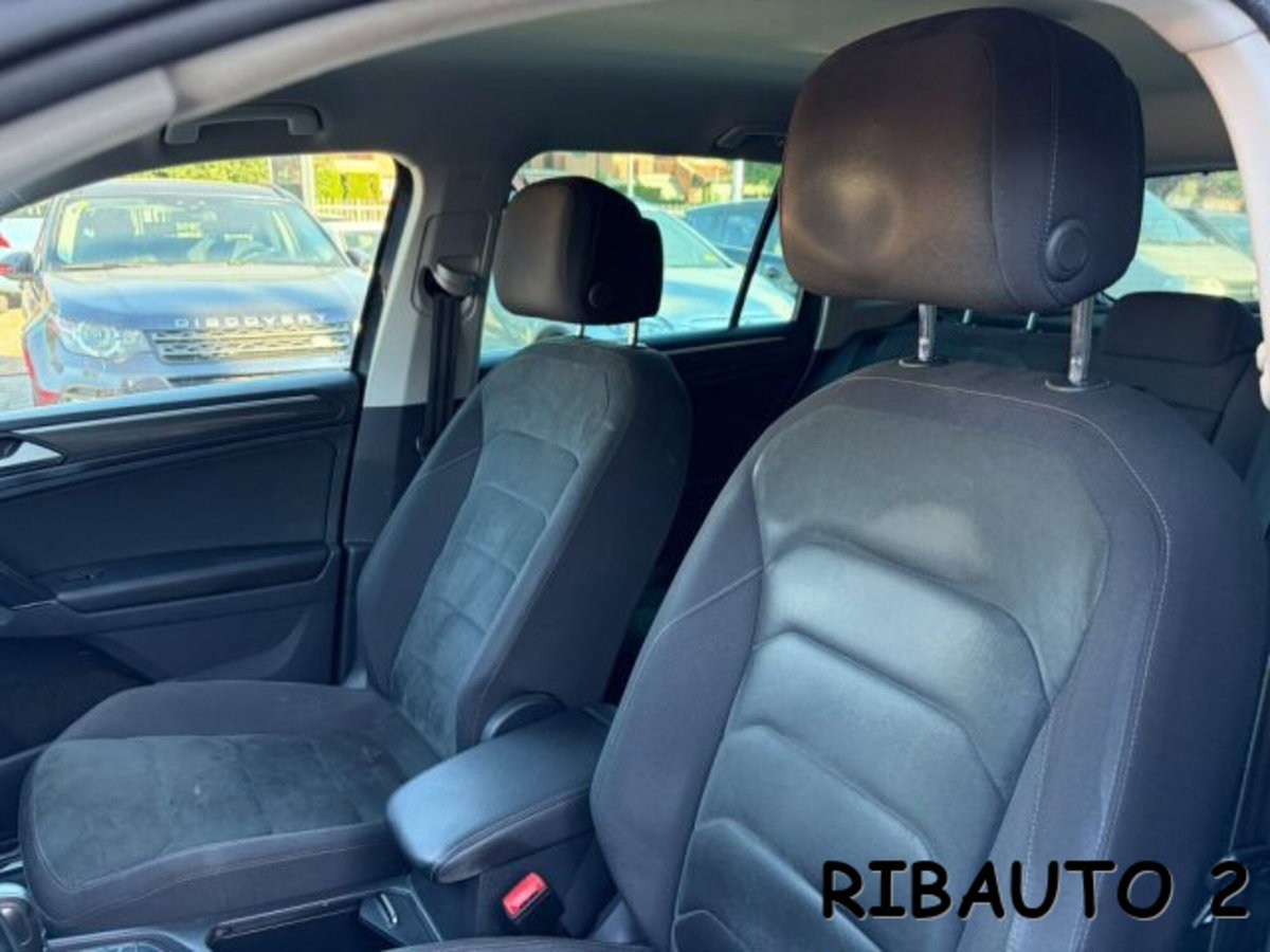 Volkswagen Tiguan 2.0 TDI SCR DSG 4MOTION Executive BMT (17)