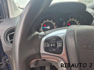 Ford Tourneo Courier 1.0 EcoBoost 100 CV Titanium (16)