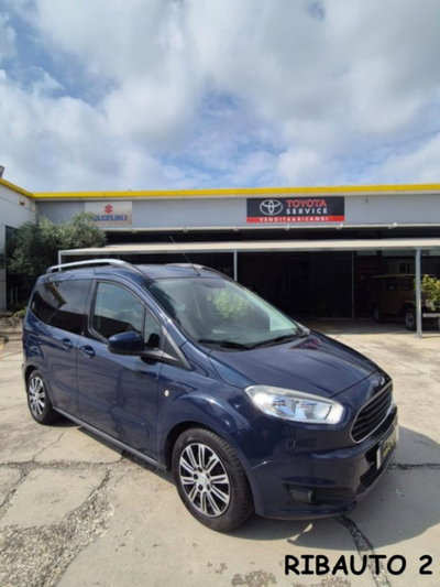 Ford Tourneo Courier 1.0 EcoBoost 100 CV Titanium (2)