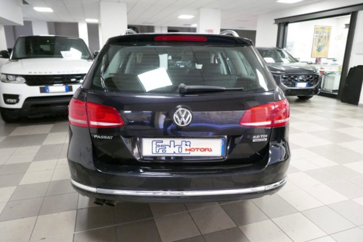 Volkswagen Passat Variant Var 2.0 TDI 4motion Highline BMT (5)