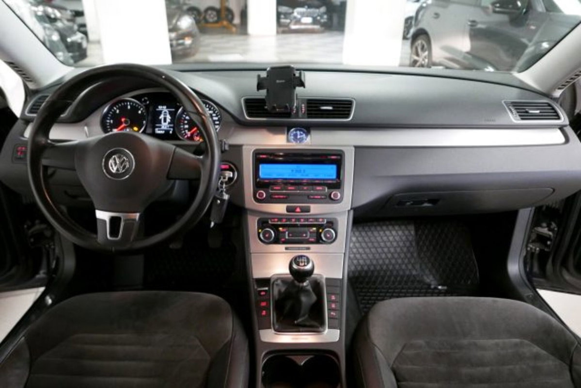 Volkswagen Passat Variant Var 2.0 TDI 4motion Highline BMT (6)