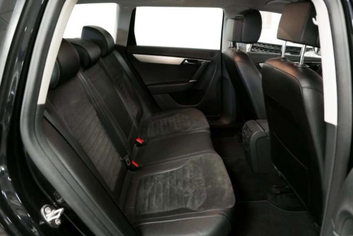 Volkswagen Passat Variant Var 2.0 TDI 4motion Highline BMT (9)