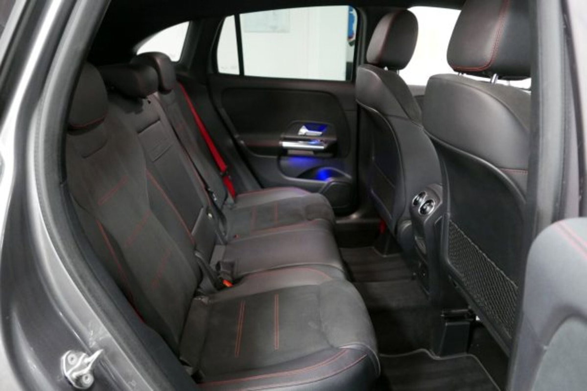 Mercedes-Benz GLA SUV 35 4Matic AMG (10)