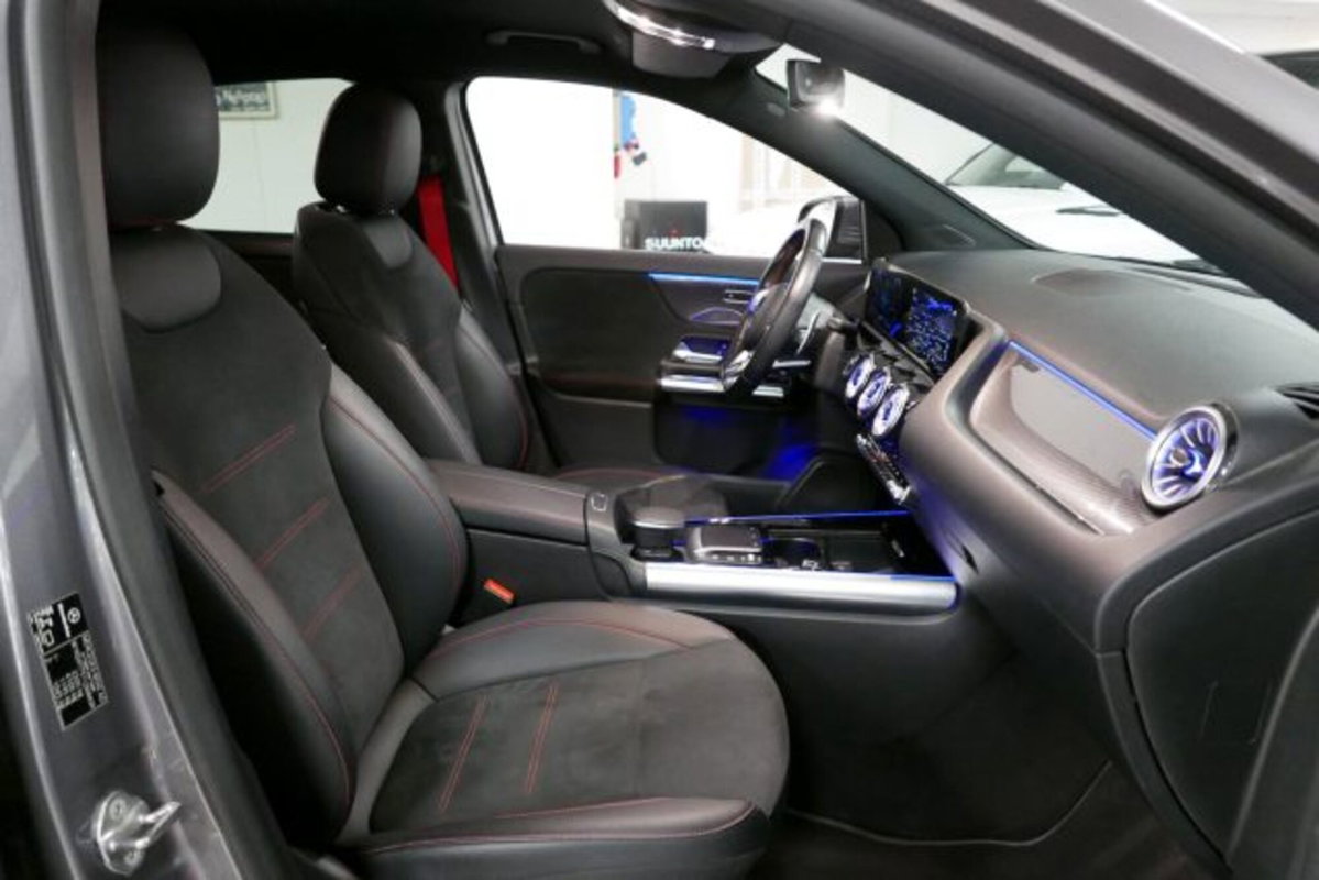 Mercedes-Benz GLA SUV 35 4Matic AMG (9)