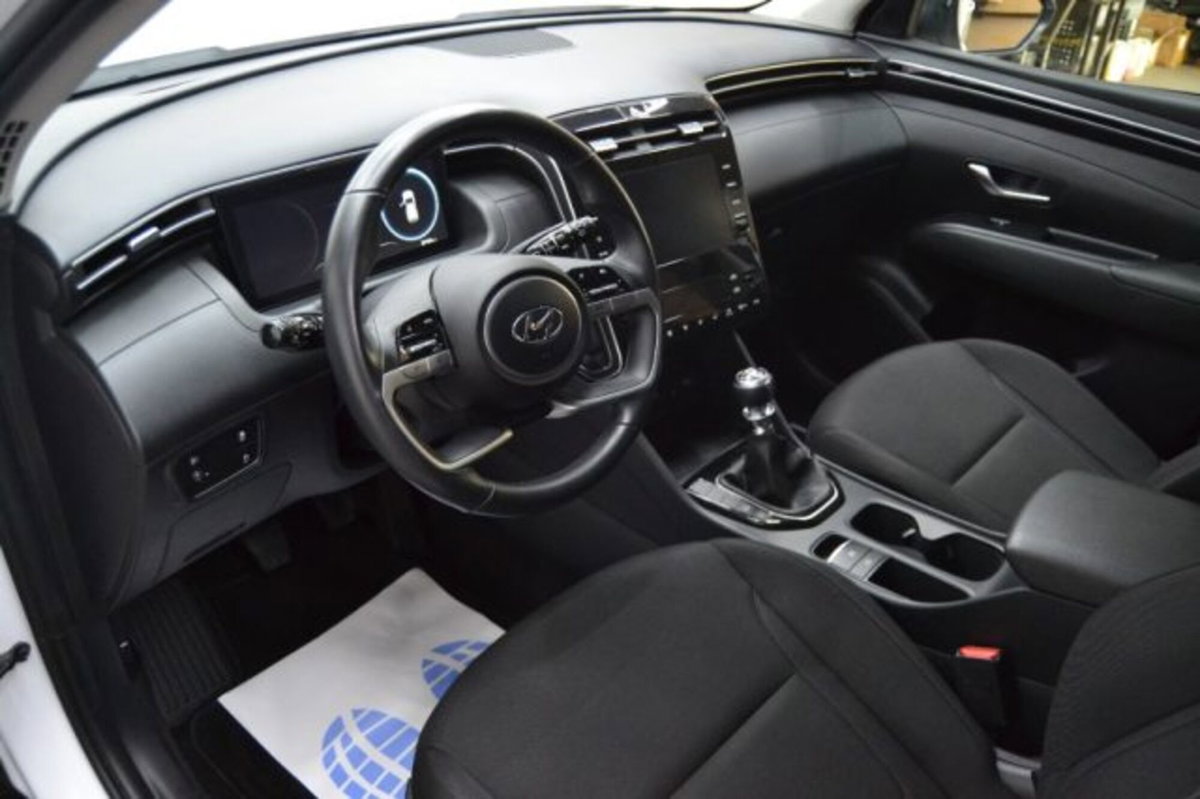 Hyundai Tucson 1.6 CRDi XTech (11)