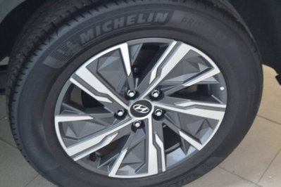 Hyundai Tucson 1.6 CRDi XTech (14)