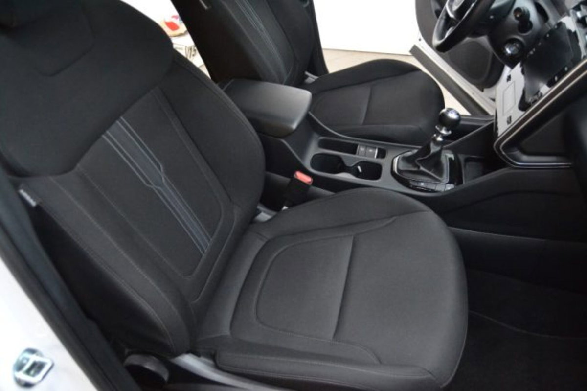 Hyundai Tucson 1.6 CRDi XTech (9)
