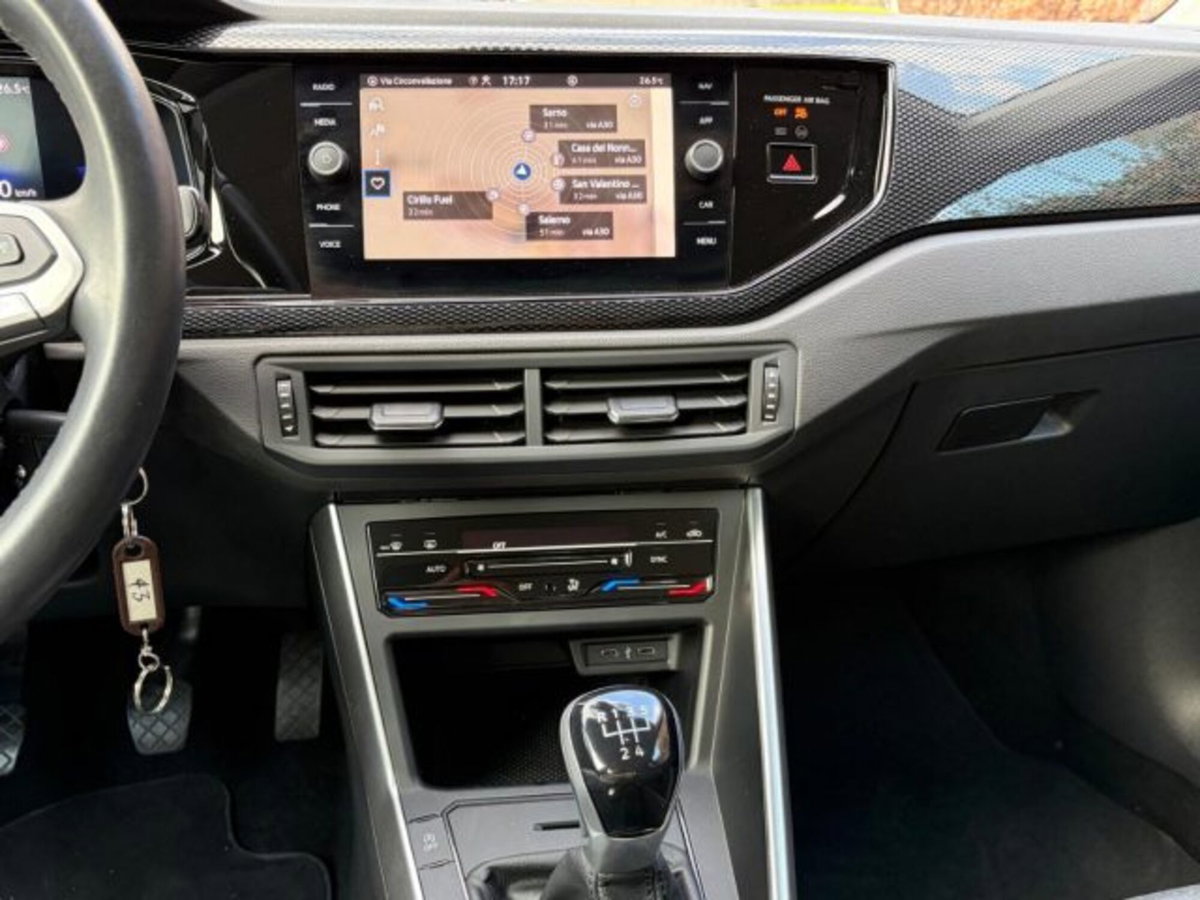 Volkswagen Taigo 1.0 TSI 110 CV Life (12)