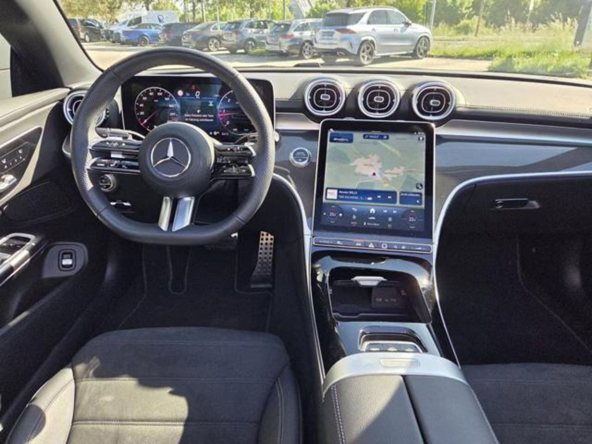 Mercedes-Benz CLE Cabrio 220 d AMG Line Premium Plus auto (11)