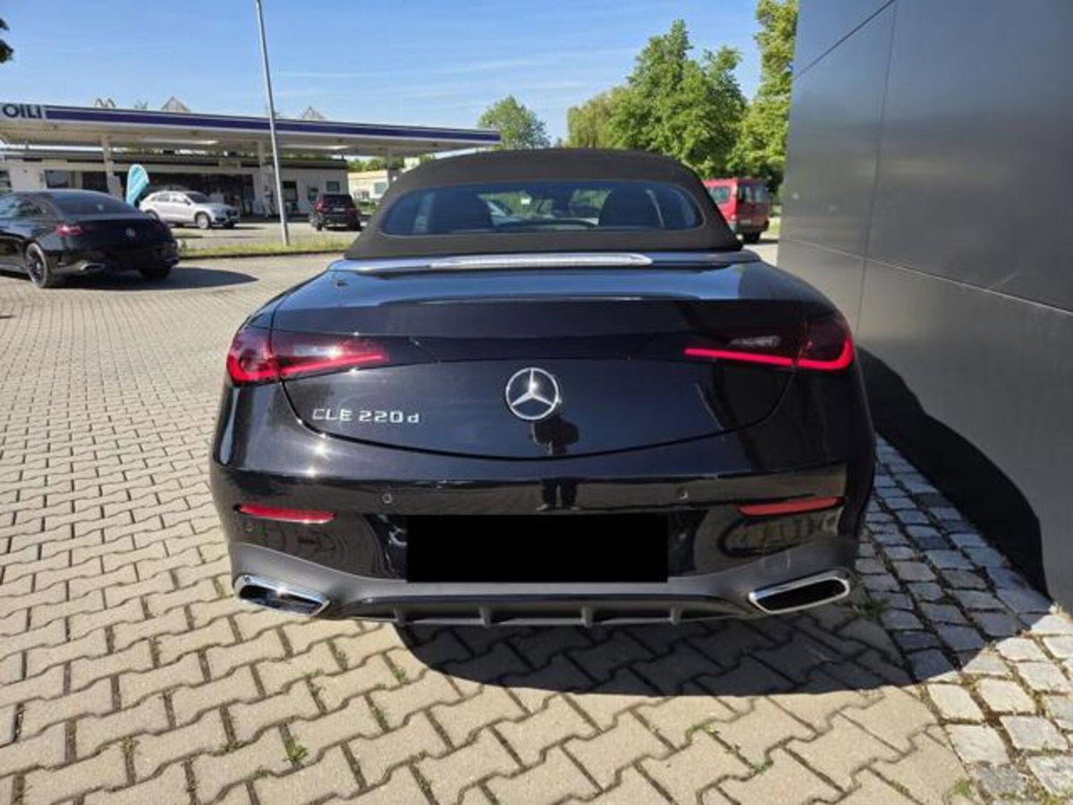 Mercedes-Benz CLE Cabrio 220 d AMG Line Premium Plus auto (4)
