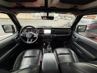 Jeep Wrangler Unlimited 2.2 Mjt II Sahara (5)
