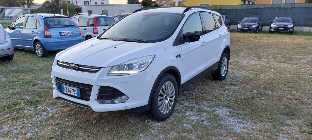 Ford Kuga 2.0 TDCI 150 CV S&S 4WD Powershift Titanium X