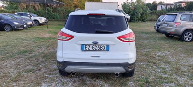 Ford Kuga 2.0 TDCI 150 CV S&S 4WD Powershift Titanium X (6)