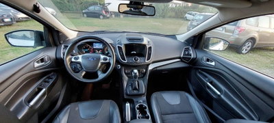 Ford Kuga 2.0 TDCI 150 CV S&S 4WD Powershift Titanium X (8)