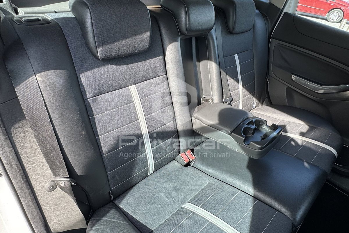 Ford Kuga 2.0 TDCi 136 CV 4WD Titanium DPF (15)