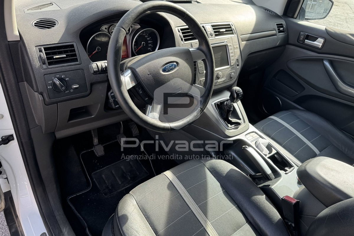 Ford Kuga 2.0 TDCi 136 CV 4WD Titanium DPF (9)