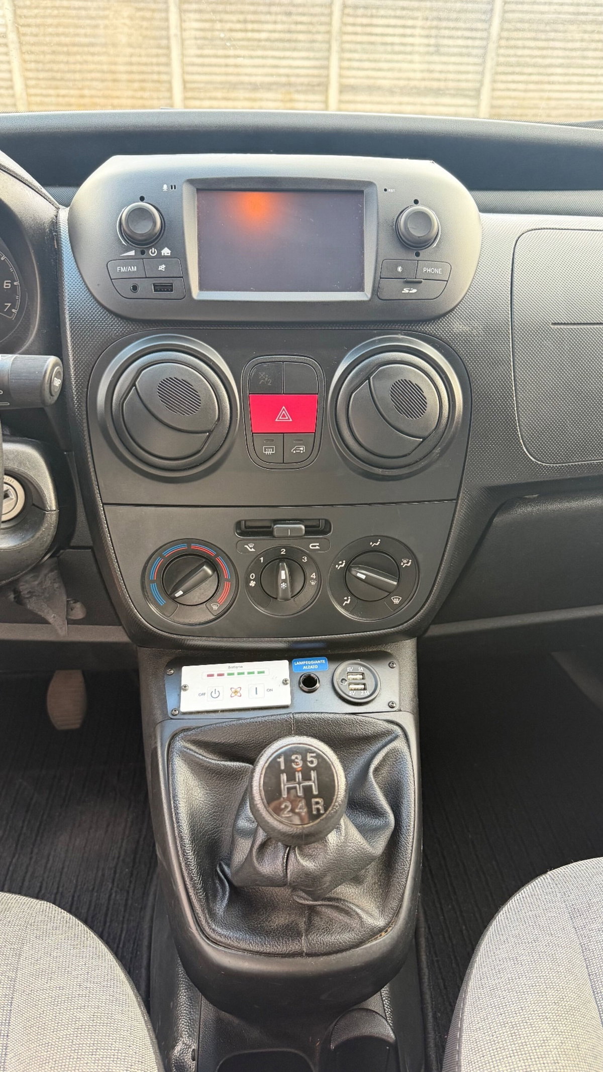 Fiat Fiorino combi N1 1.3 mjt 95cv Adventure (9)