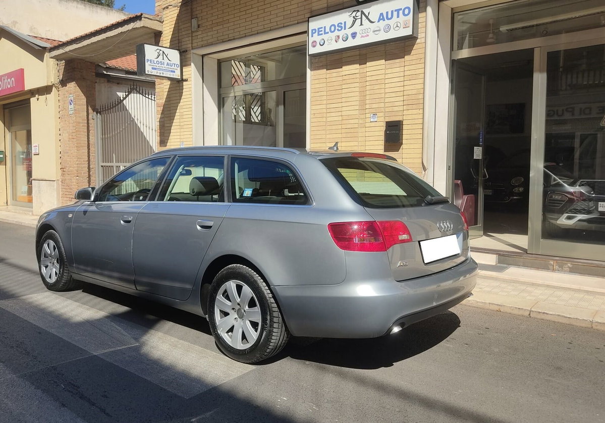 Audi A6 Avant 2.0 16V TDI (3)
