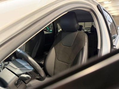 Ford Edge 2.0 TDCI 210 CV AWD S&S Powershift ST Line (11)
