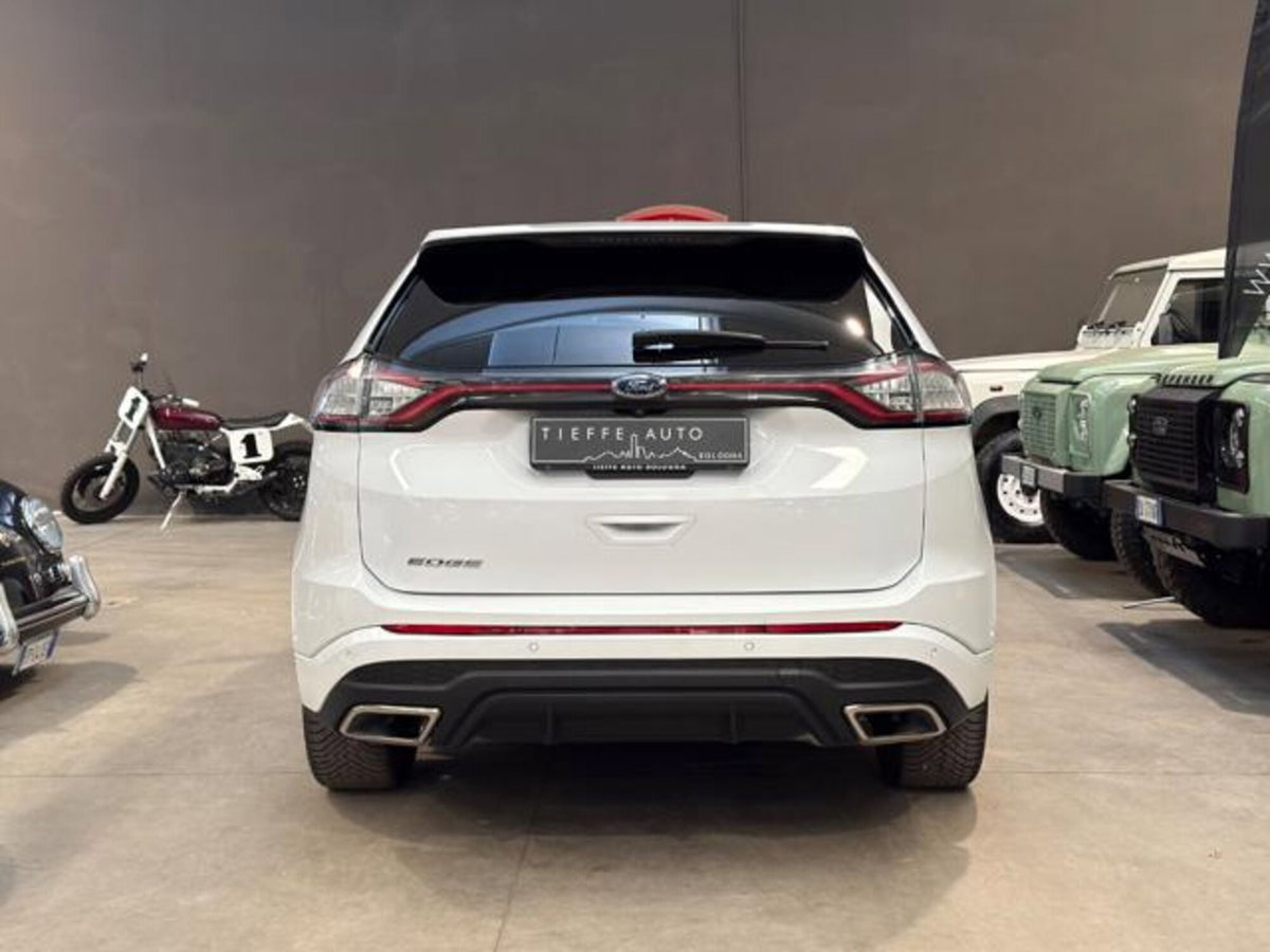 Ford Edge 2.0 TDCI 210 CV AWD S&S Powershift ST Line (5)