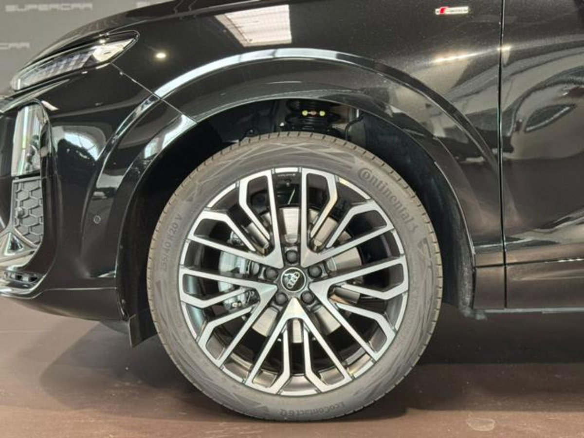 Audi Q3 Sportback 2.0 tdi S line quattro 193cv s-tronic (8)