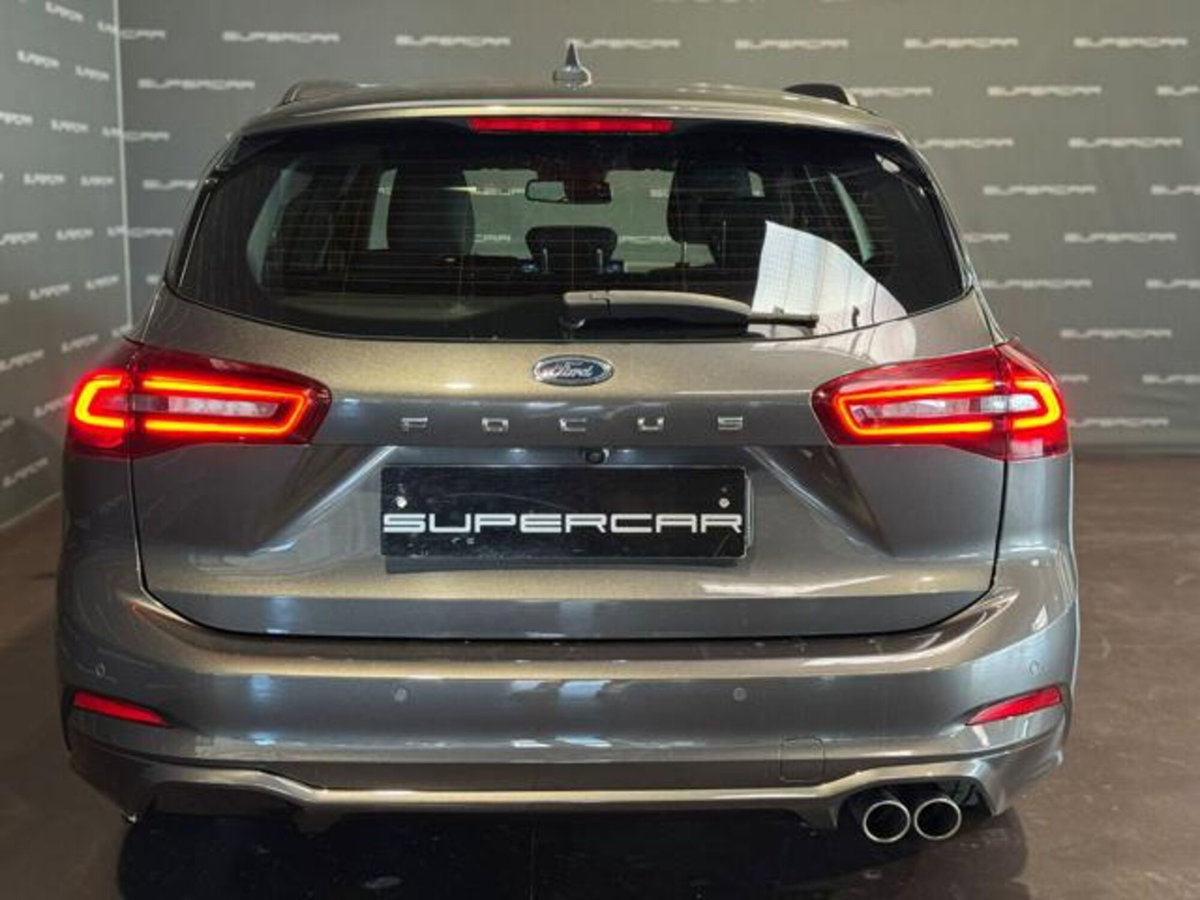 Ford Focus Station Wagon 1.5 EcoBlue 115 CV automatico SW ST-Line Design (4)