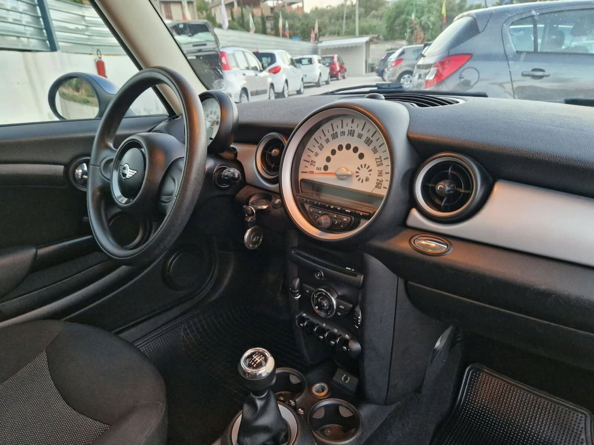 MINI Mini 1.6 16V One D (15)